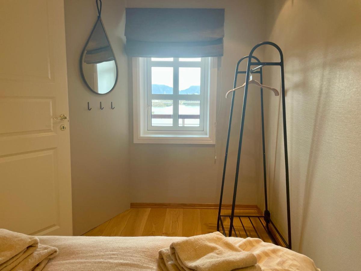 Svolvaer Harbour Sea View Apt Esterno foto